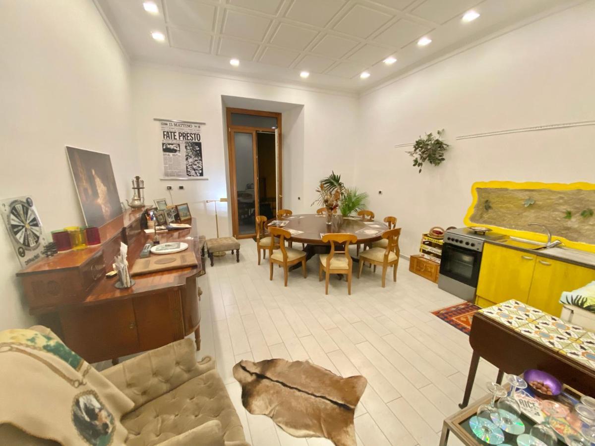 Appartement Casa Tiare, The Heart Of Piazza Plebiscito à Naples Extérieur photo