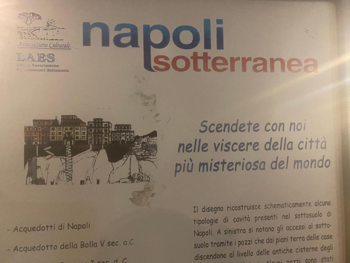 Appartement Casa Tiare, The Heart Of Piazza Plebiscito à Naples Extérieur photo